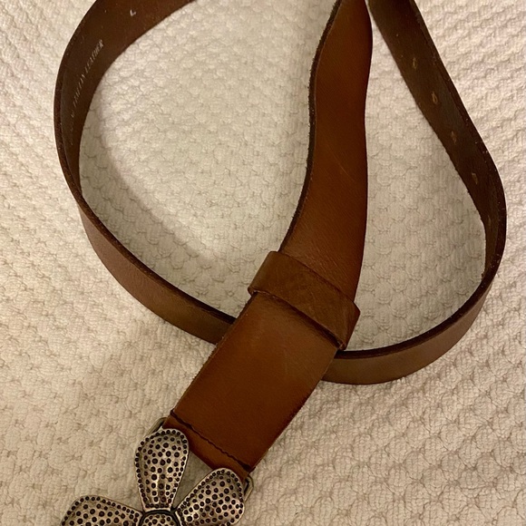 Silpada Belt with Flower Buckel - Picture 2 of 3